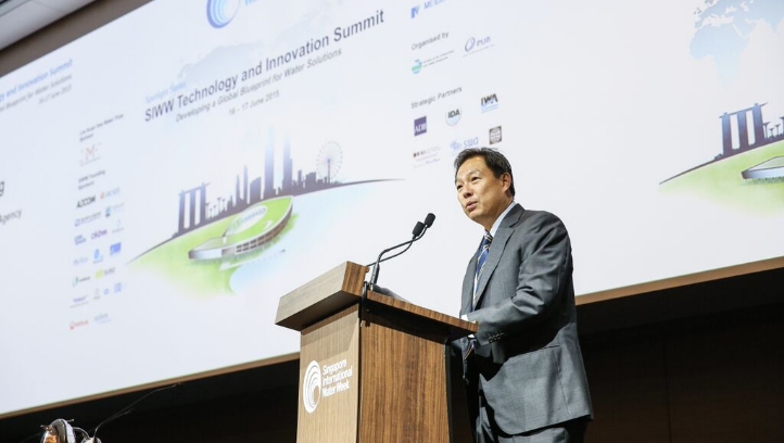 Ng Joo Hee, chief executive of PUB, Singapore's national water agency, addresses Singapore International Water Week (2015).